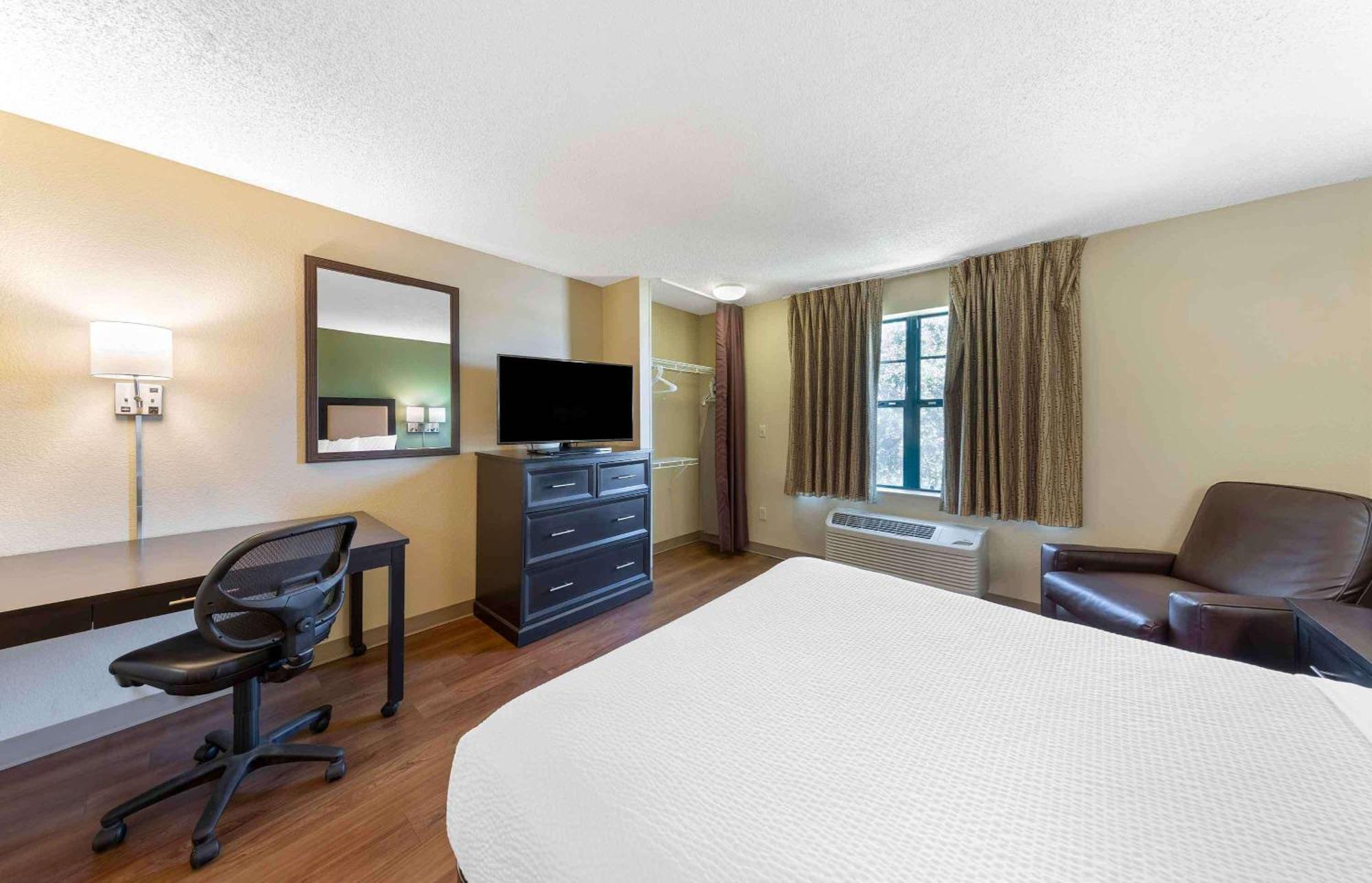 Extended Stay America Suites - Orlando - Southpark - Commodity Circle Oak Ridge Zewnętrze zdjęcie